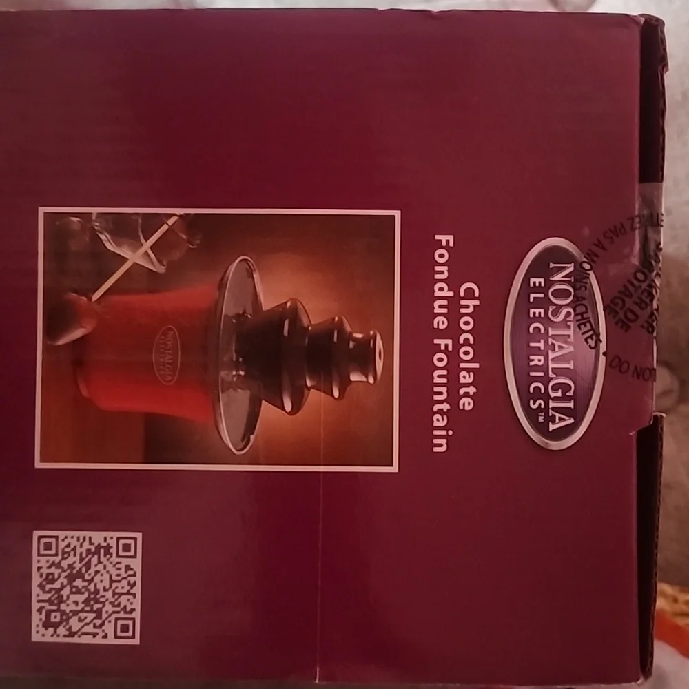 ❤️‍🔥 Red Electric Chocolate Fondue Fountain from Nostalgia Electrics ❤️‍🔥 - Picture 5 of 6
